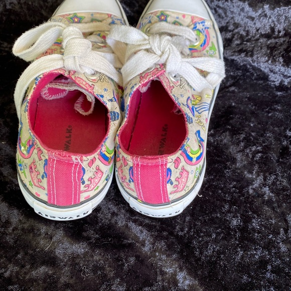 Womens Size 6 Airwalk Tennis Shoes Sneakers Funky! Like Converse! - Picture 3 of 5